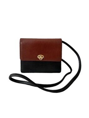 Medallion Convertible Two Tone Embossed Lizard Leather